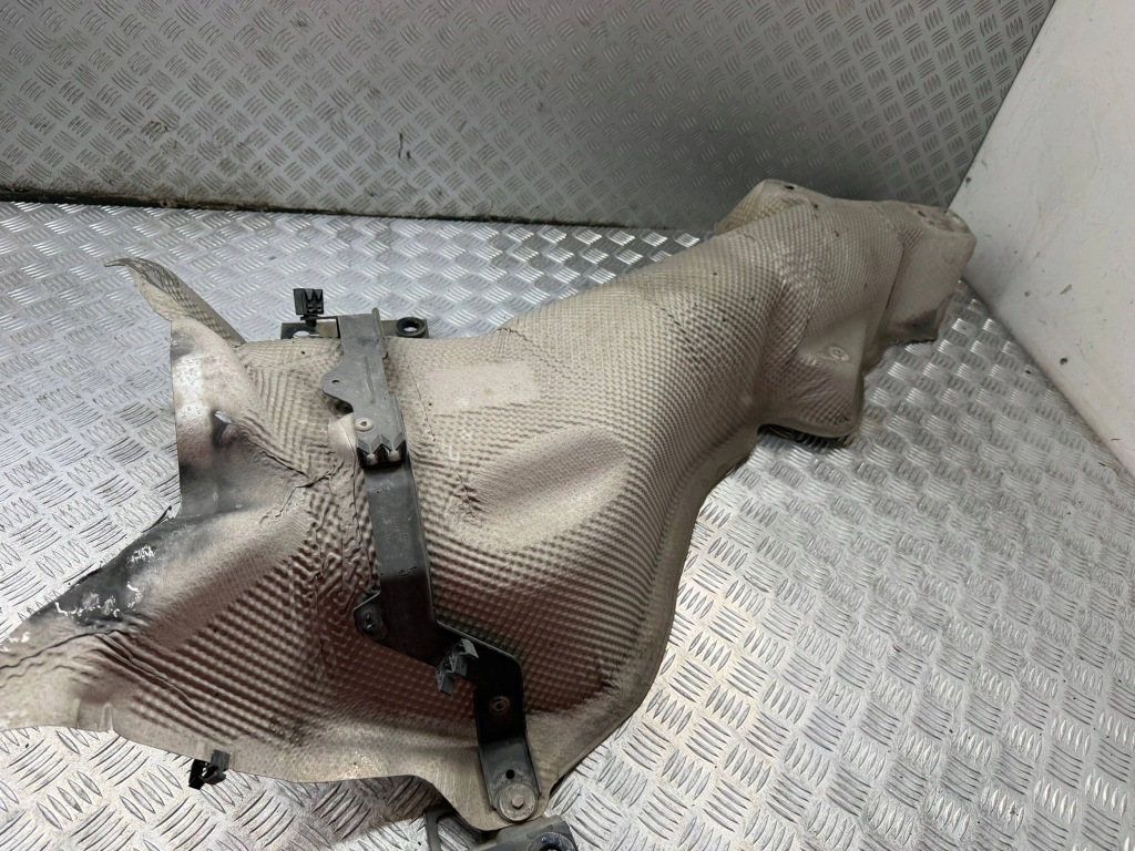 Купити Накладка теплова вихлоп jumpy expert proace 9806555080