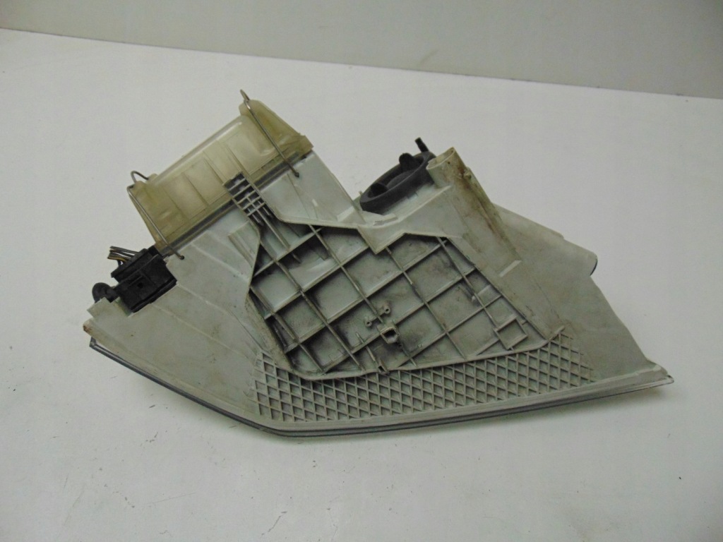 фото №12, Лампа левая перед skoda octavia ii europa