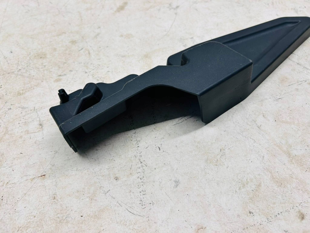 фото №6, Corolla e21 kombi захист кріплення подвійної підлога праве 64741-02060