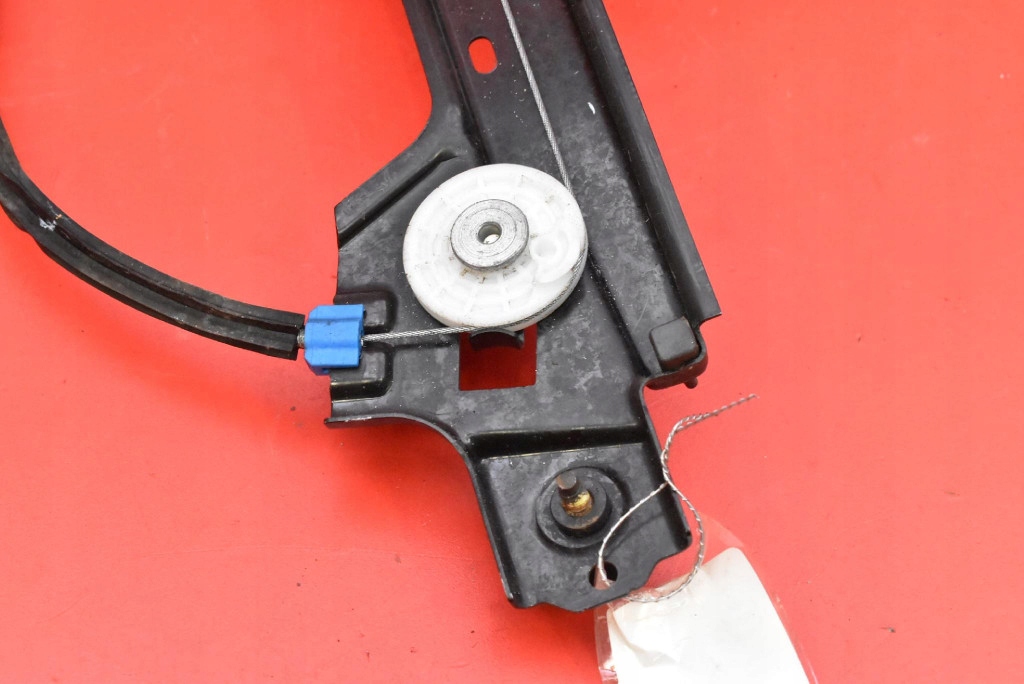 Підйомник скло правий задній eu 1028821-00-b tesla model x 90d 15-21 Недорого