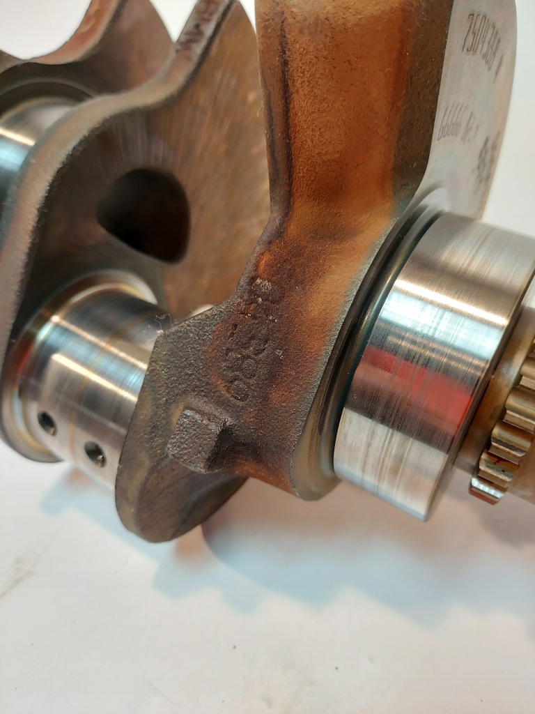 Wał коленчатый bmw e53 e60 e61 e63 e65 e66 4.4 n62 v8 Киев