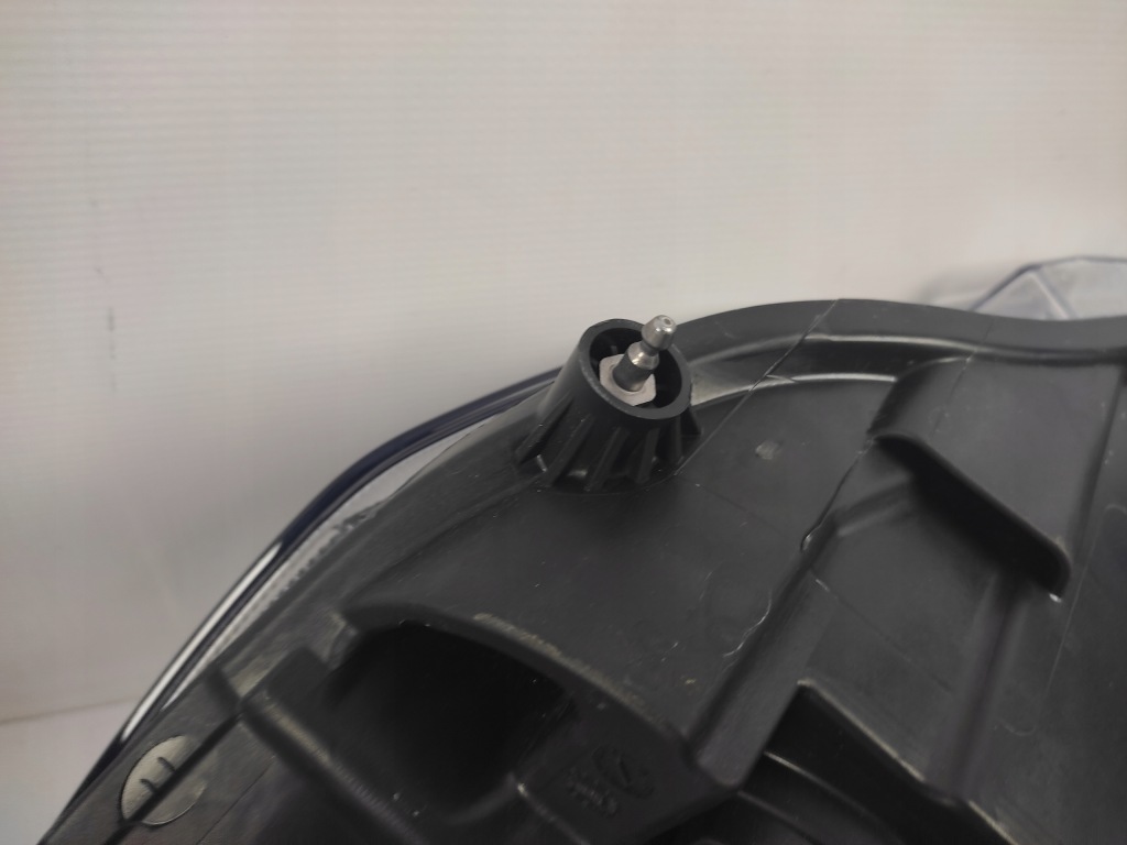 Ford focus mk4 фара правий перед звичайна + led Київ