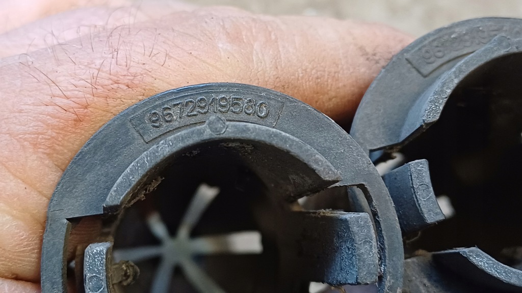 фото №3, Opel crossland защита заглушка болты балка