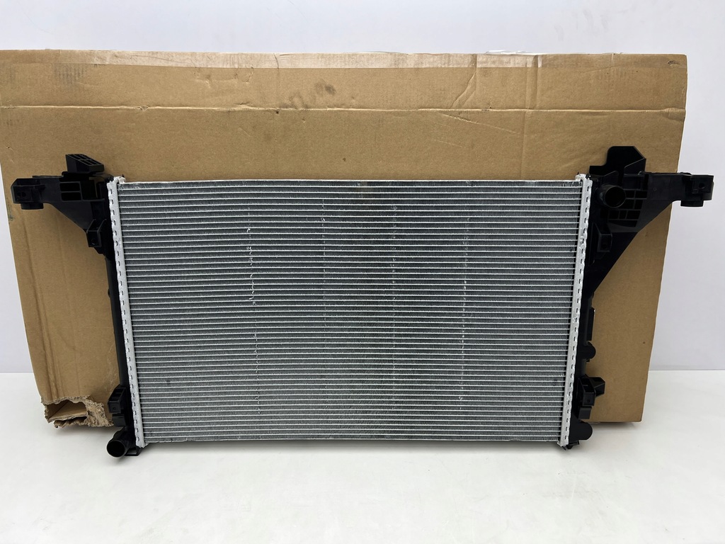 фото №5, Renault master iii 2.3 dci lift радиатор wody оригинал oem n 19-