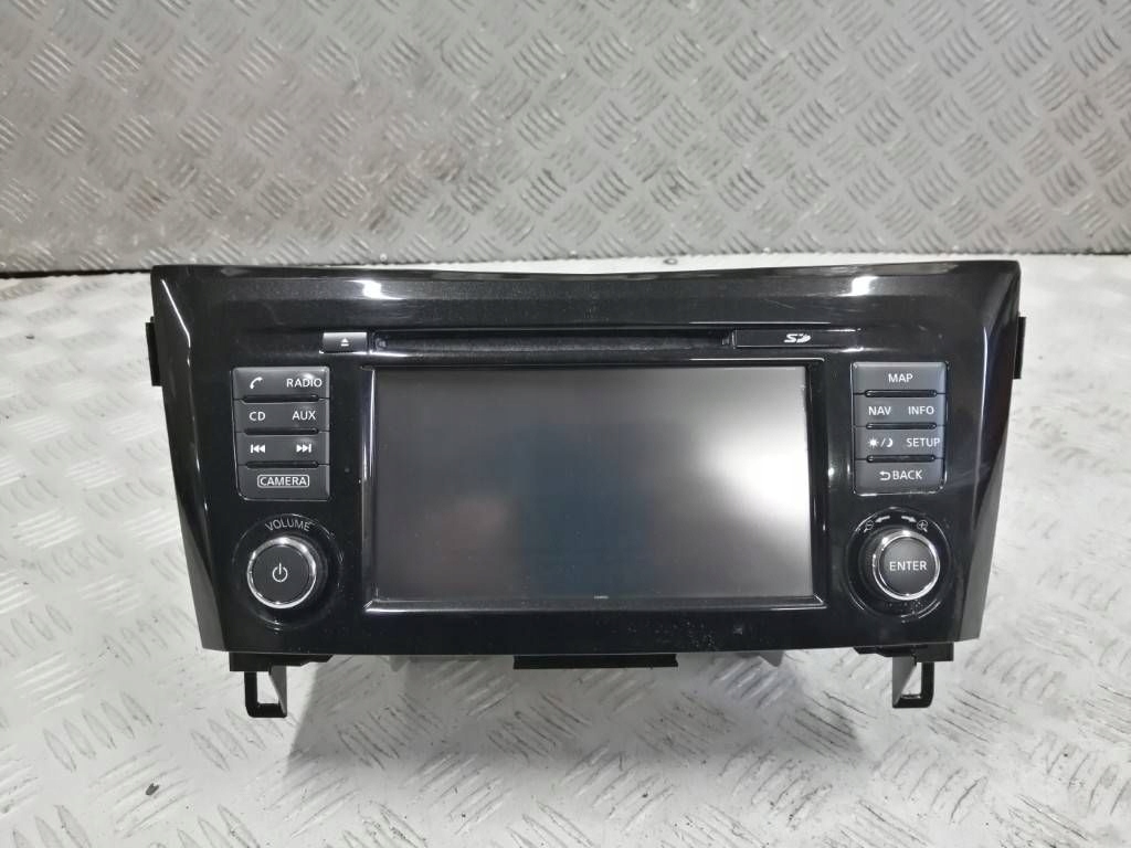 фото №1, Nissan qashqai 2016 панель / радиопроигрыватель cd/dvd/gps