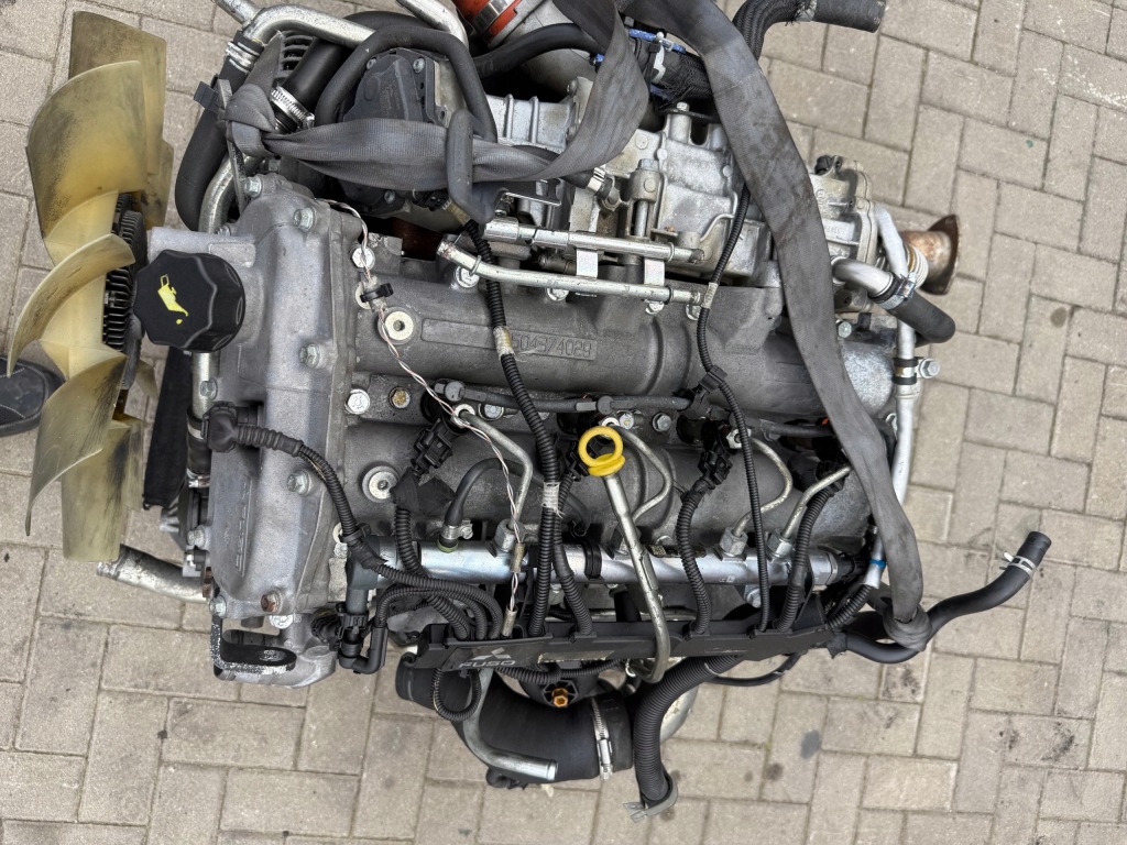 Двигун комплектний  mitsubishi canter fuso 3.0 d euro 5 f1ce3481 147tyś 2013r Доставка