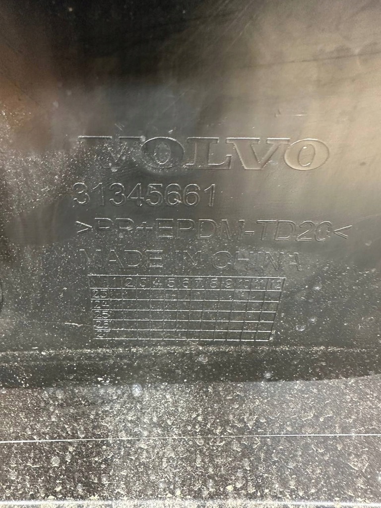 фото №13, Volvo ex30 ex-30 2024- бампер задня задній 31345661