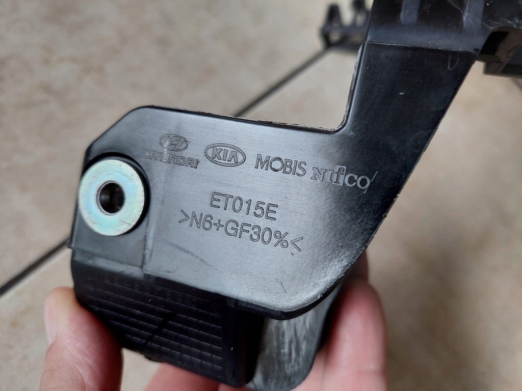 фото №4, Pas передний --- панель фары правый --- kia ceed ii 2 - 2012