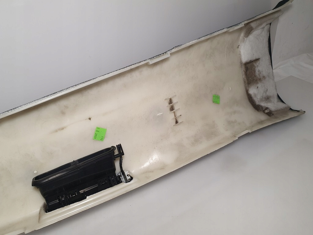 фото №10, Mercedes w251 r-klasa защита стойка правая czarna a2516908025