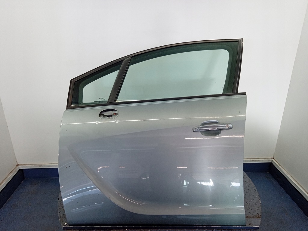фото №1, Opel meriva b дверь перед левая передние z179