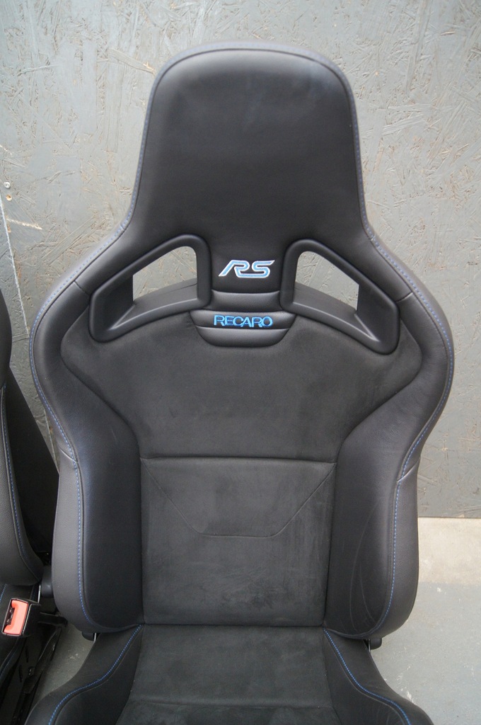 фото №9, Ford focus mk3 rs сиденья recaro обшивки заднее сиденье