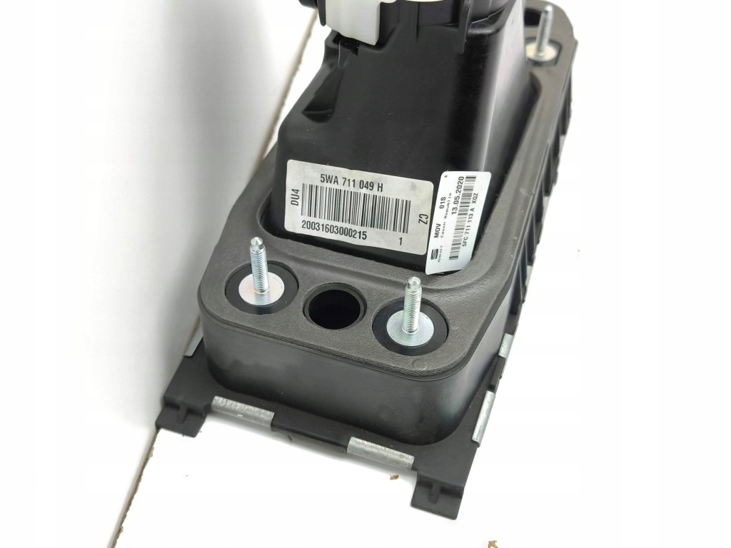 фото №13, Seat leon iv 2020 домкрат перемикання передач / верхній