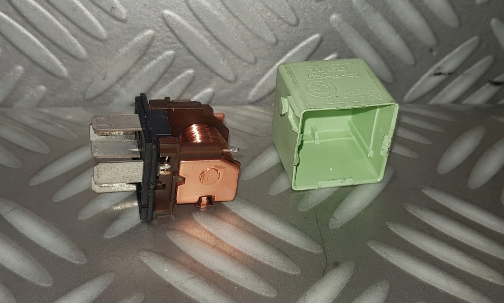 фото №5, Bmw 5 e61 реле компресор підвіска пневматичний рівень ehc 8373700