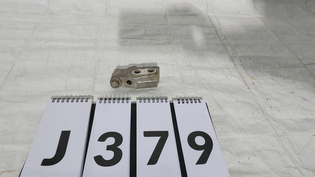 фото №1, Citroen c5 iii ловець кронштейн підрамник