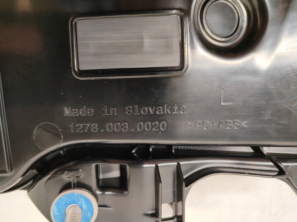 фото №12, Bmw xm g09 2023- лампа задня led ліва комплект