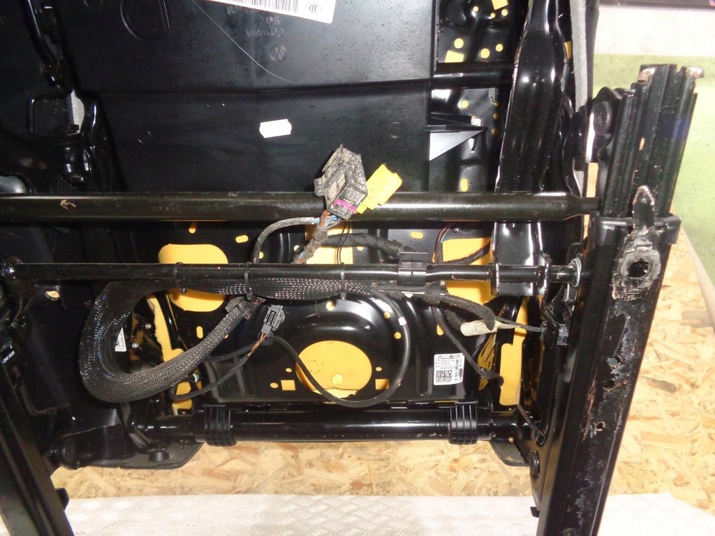 фото №10, Сидіння правий перед передній пасажира skoda yeti 5l 2009- europa