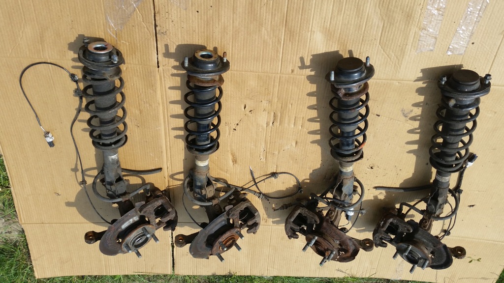 фото №9, Поворотний кулак ліва lub права перед 4060a379 mitsubishi space star ii