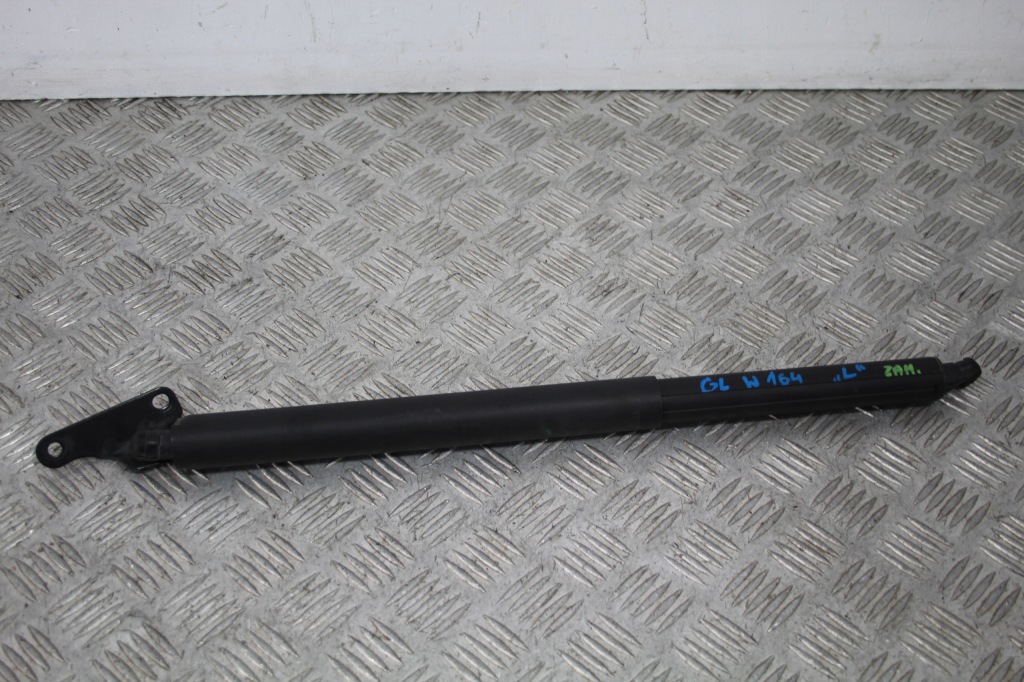 Купить Привод амортизатор левый gl w164 x164