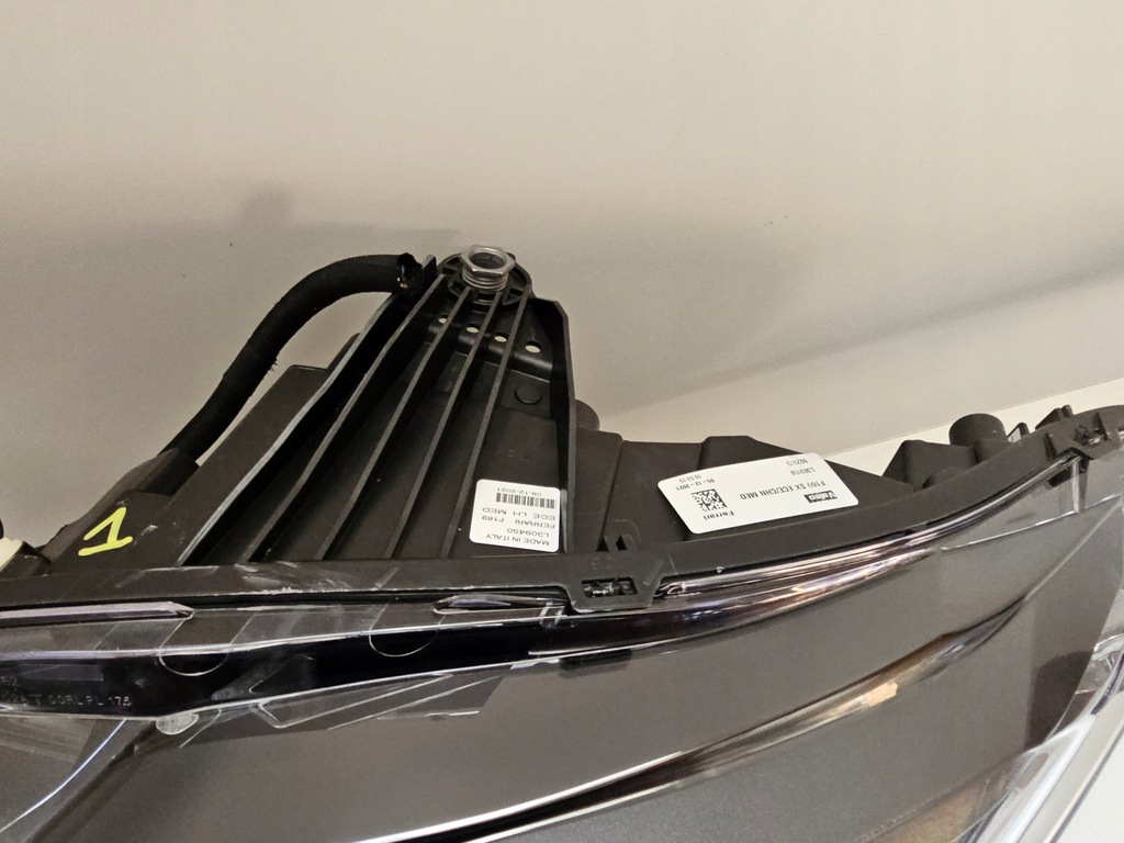 фото №9, Ferrari roma f169 лампа левая перед 934859 .