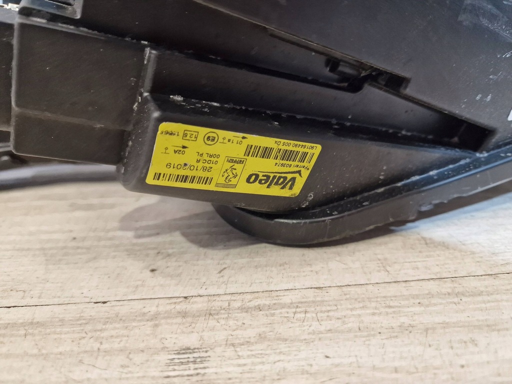 фото №10, Ferrari 488 gtb spider f142 лампа ксенон + led права перед europa пошкоджена