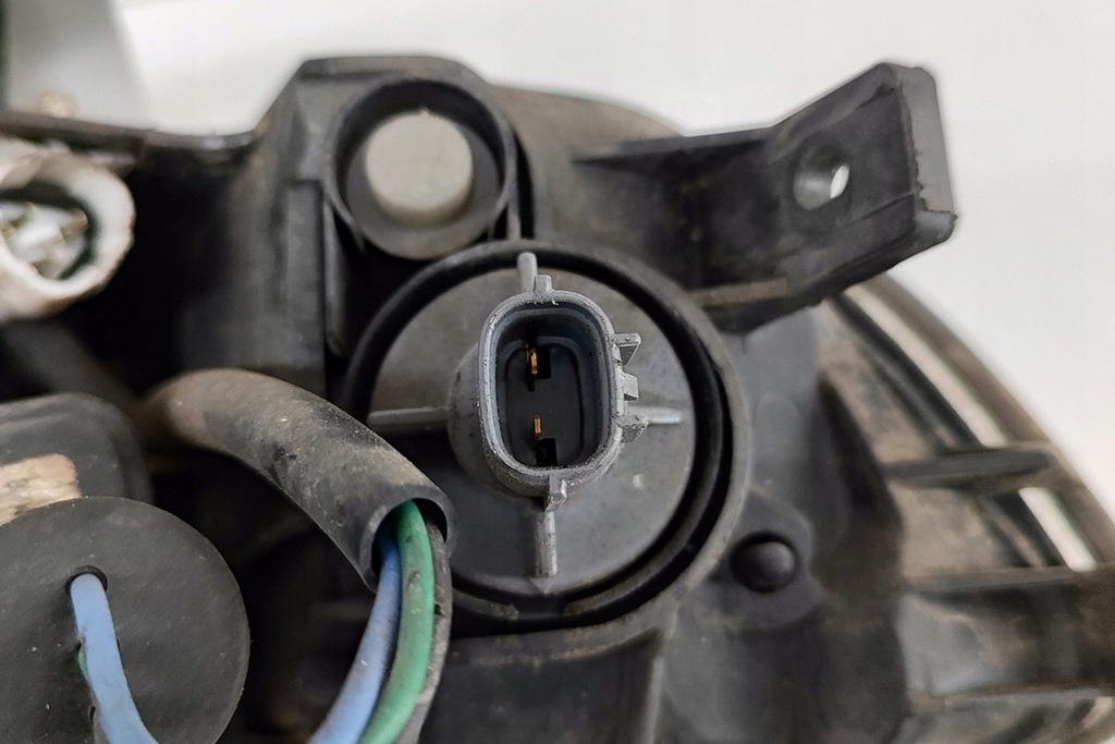 фото №6, Mitsubishi galant ea1 передній правий фара mr339378 2.5i 2001 lhd 246455