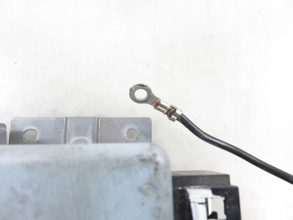 фото №13, Блок керування підсилювача suzuki swift iii mz, ez 3872073k10