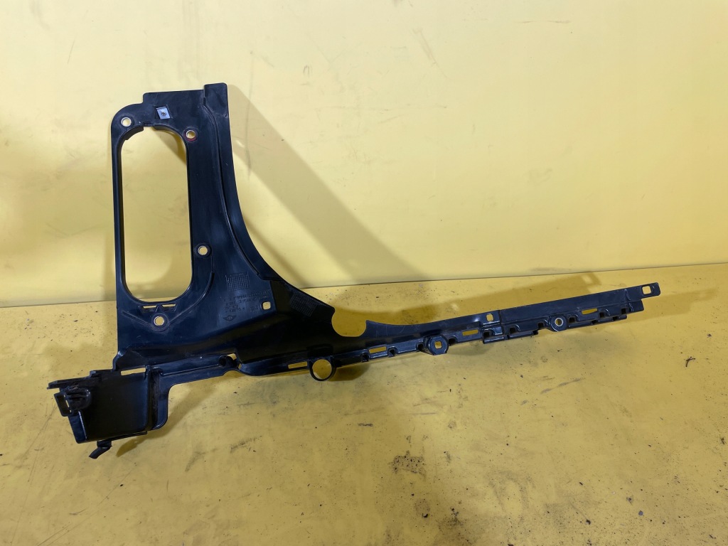 фото №2, Mini cooper clubman r56 - напрямна бампера правий задня