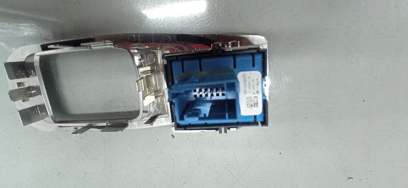 фото №4, Рамка тормоза ручного peugeot 3008 ii