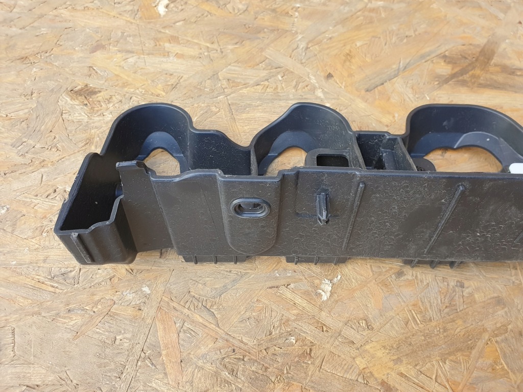 фото №6, Renault clio iv hb напрямна бампера заднього задня