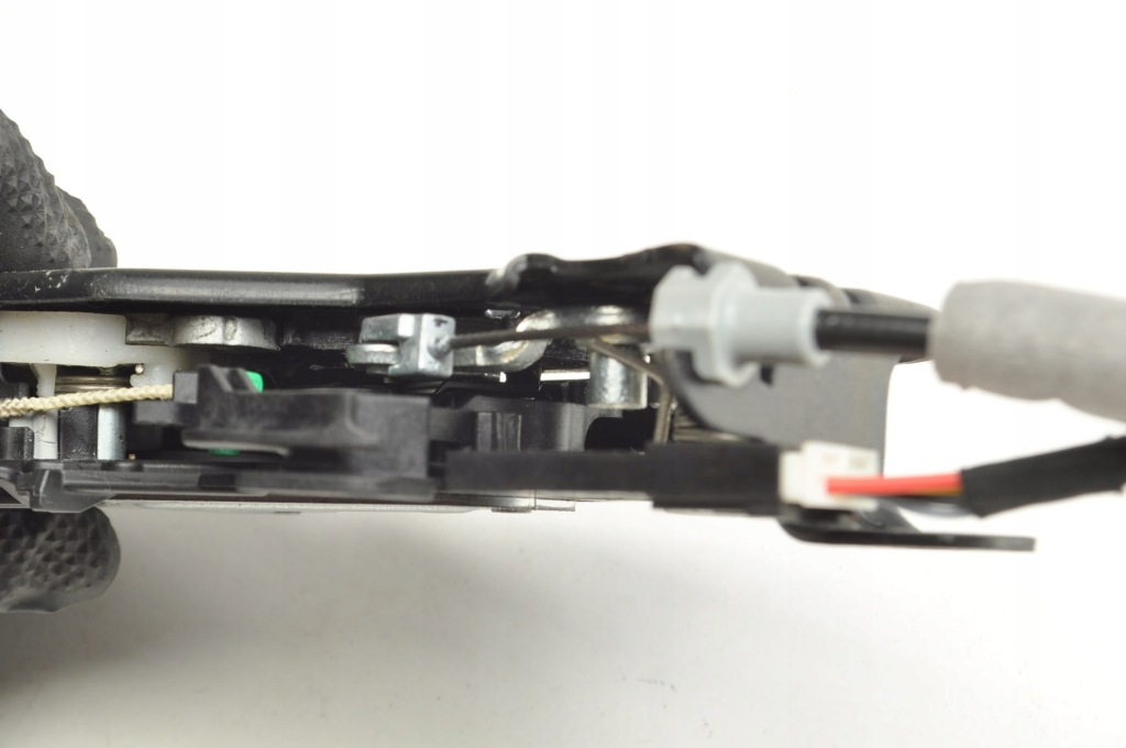 Bmw f91 f92 g14 g16 замок доводчик задний крышки багажника 7441014 7462715 Цена