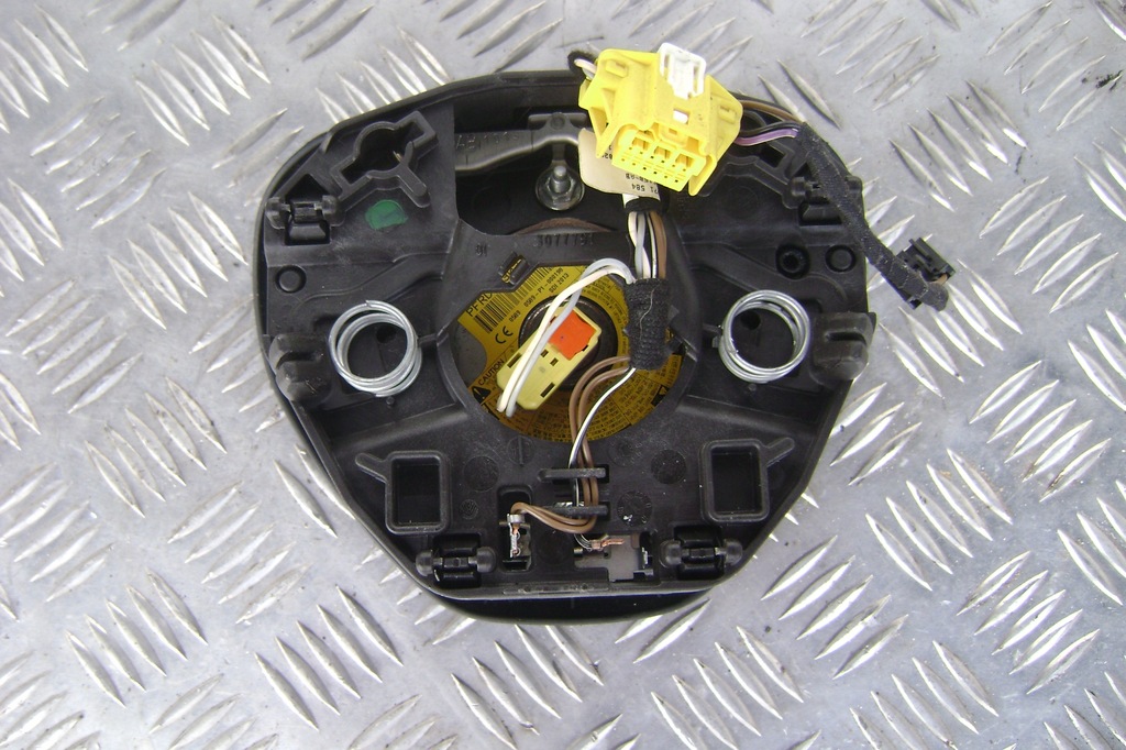 фото №4, Skoda rapid - подушка водителя