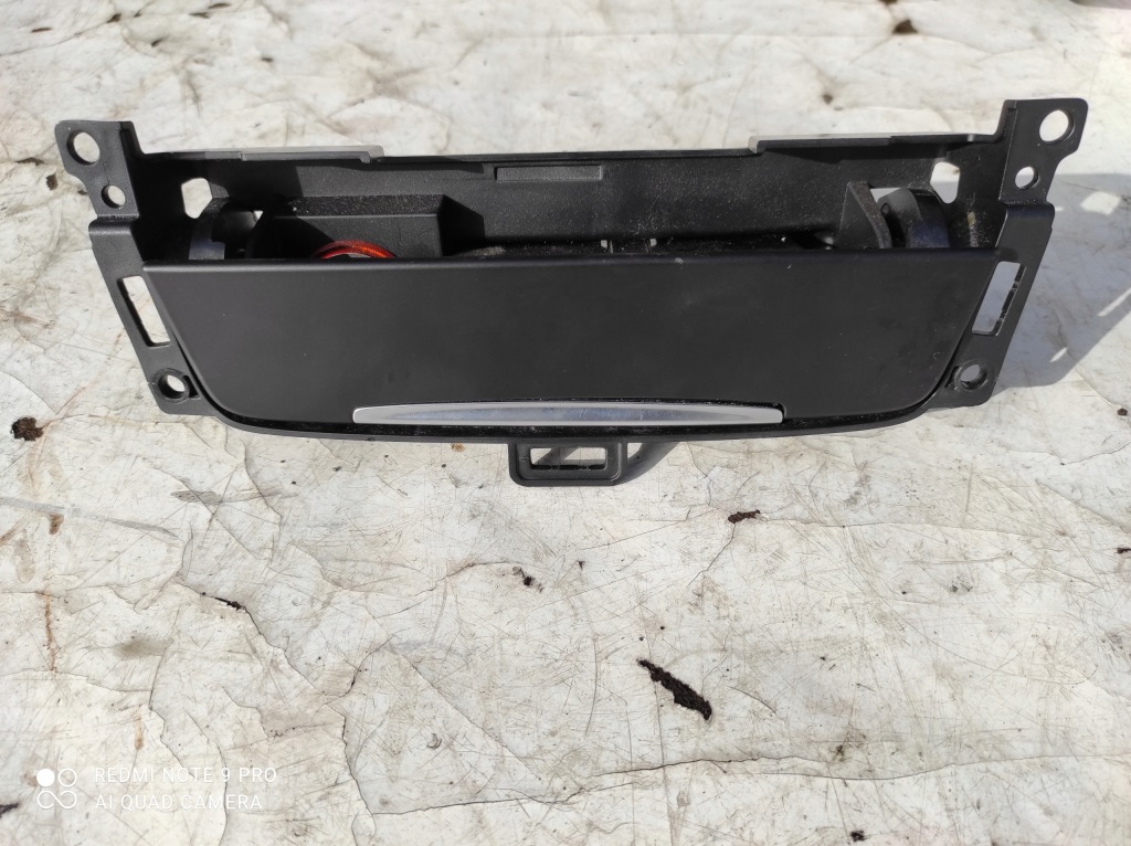 фото №1, Ford mondeo mk4 пепельница bs71a04788aa3yyw