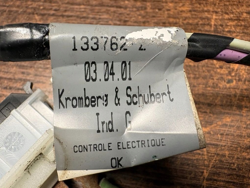 Реле вентилятор opel movano a 133762z с Разборки