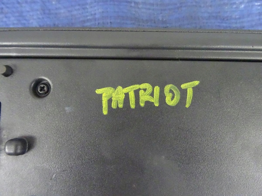 фото №5, Подлокотник jeep patriot 06