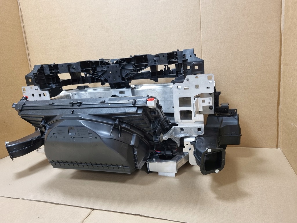 фото №10, Porsche macan 95c pas передний балка усилитель радиатор вентилятор elektr