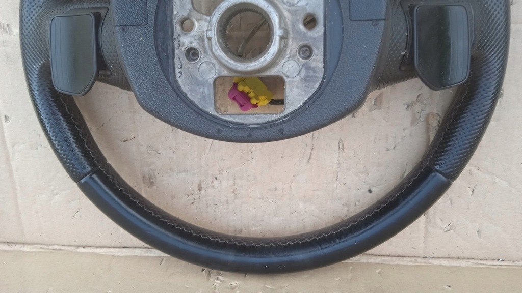 фото №6, Audi a6 c6 s-line повітропровід шкіра мультифункція пелюстки перемикання