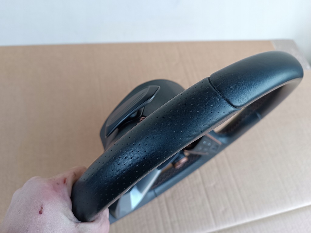 фото №9, Seat leon iv ateca cupra formentor воздуховод кожа лепестки переключения оригинал