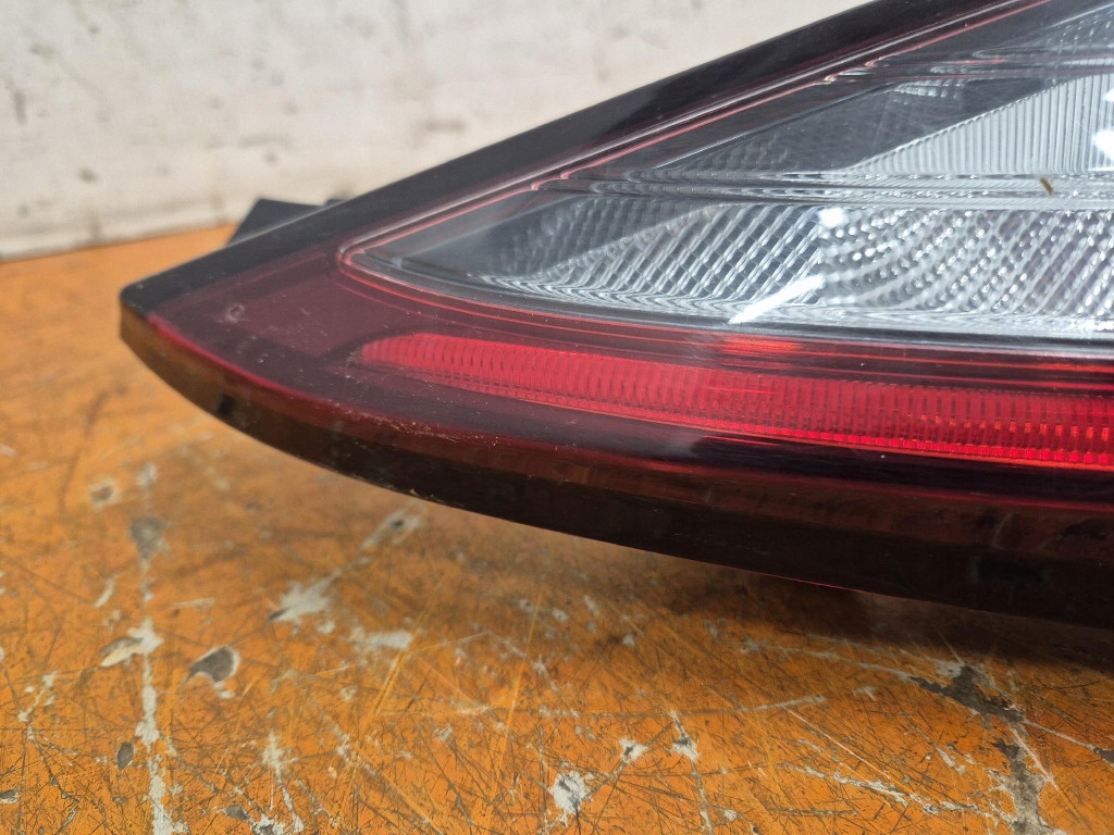 фото №6, Toyota aygo ii lift 18- лампа задняя правая наружная ylna