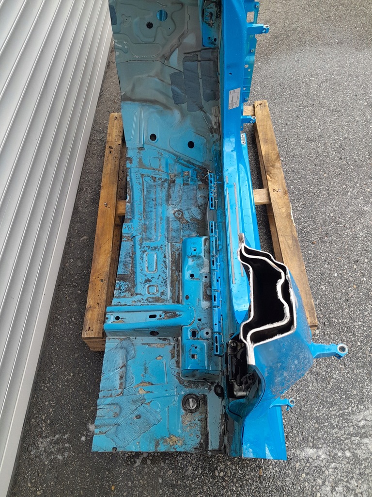 фото №6, Audi a3 s3 8y sedan четверть лонжерон порог блок двигателя правый перед lv5c