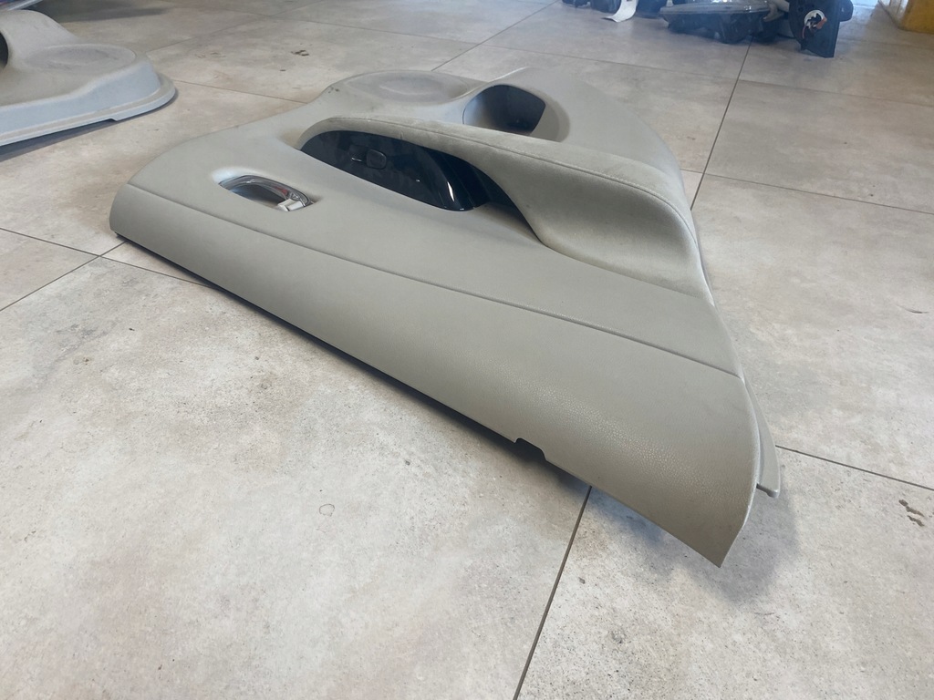 фото №10, Nissan leaf i обшивки обивка дверь комплект