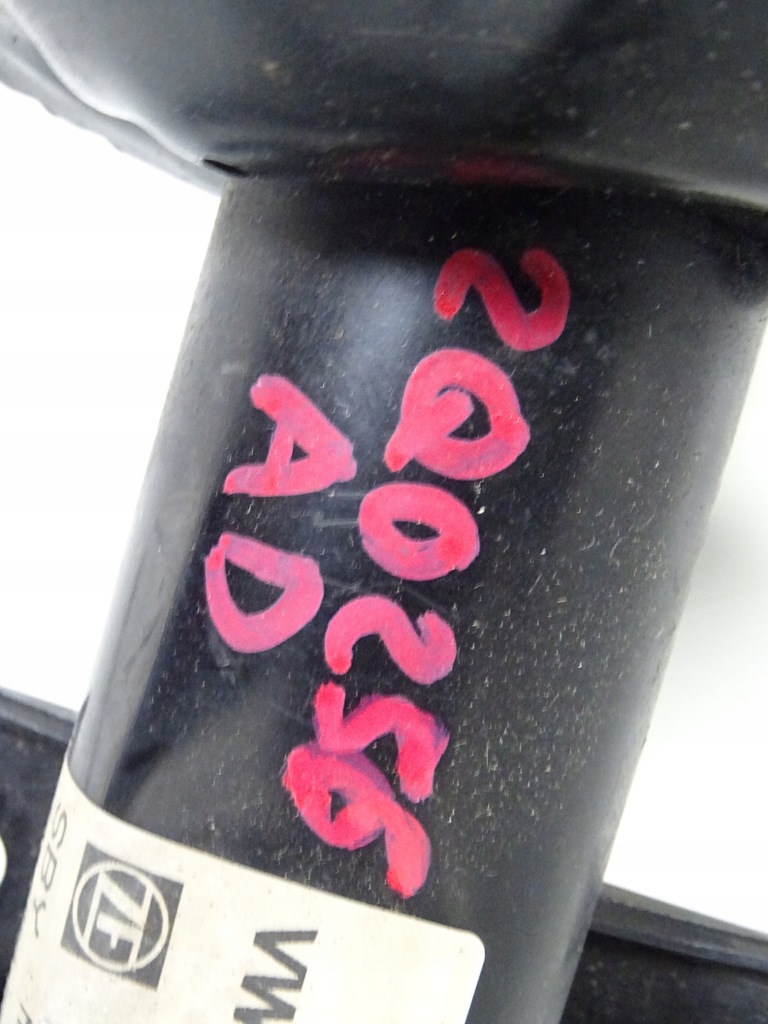 фото №9, Skoda kamiq 1.0 tsi амортизатор поворотный кулак правая 2q0256ad 2q0413031dl 2021r