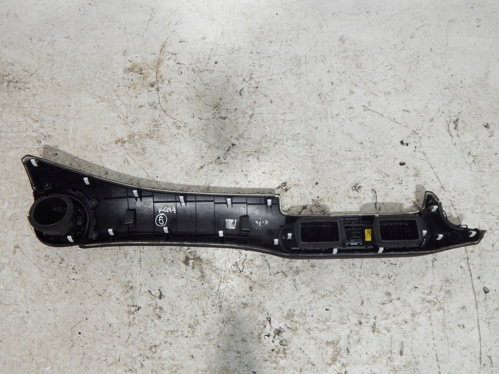 фото №6, Молдинг с панели hyundai kona 17-23