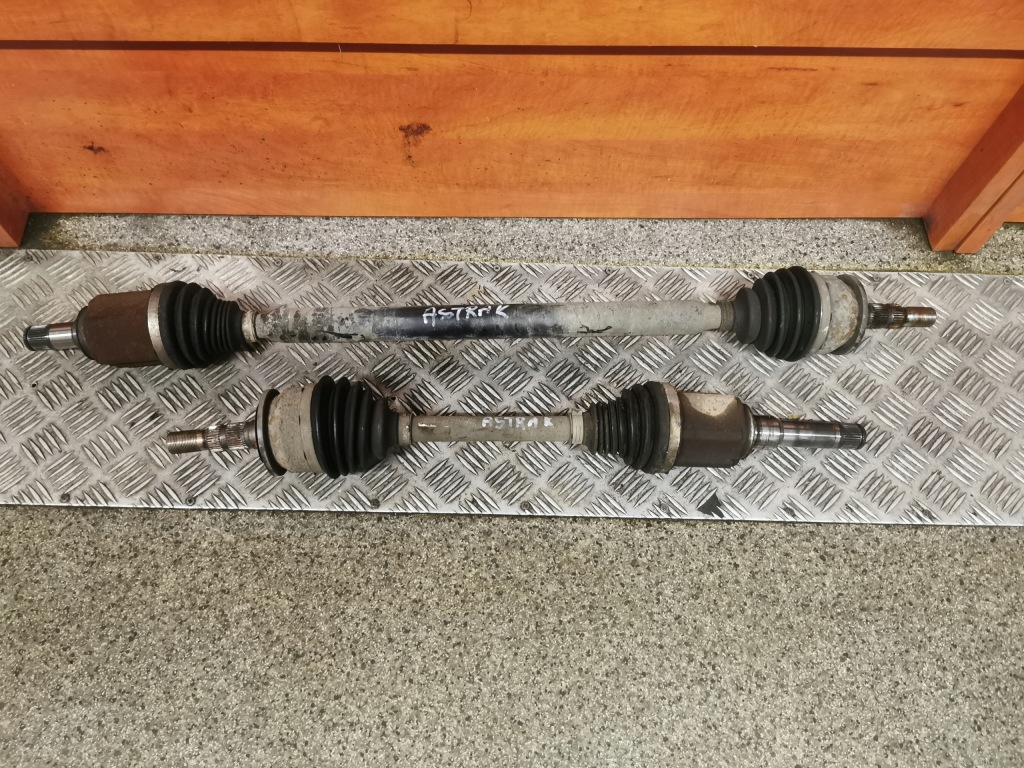 Купити Привідний вал ліве 1 правий перед opel astra k 1.6 cdti автоматична коробка передач