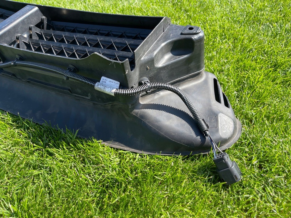 фото №13, Volvo v40 v40cc электрическая жалюзи впуск воздуховод воздуха 31455707