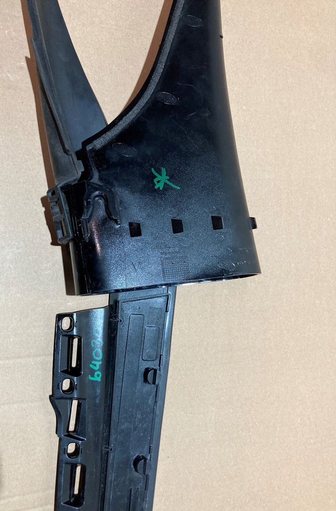 фото №7, Молдинг крыша левая aston martin db11