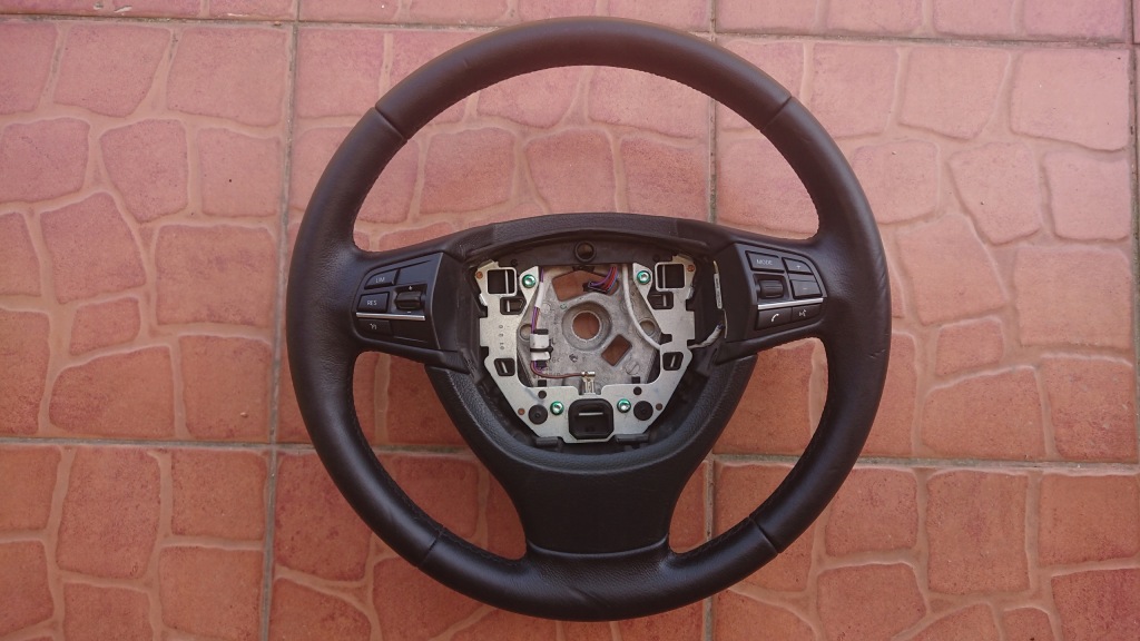 фото №1, Bmw 5 series f10 f11 ładna оригінальна повітропровід