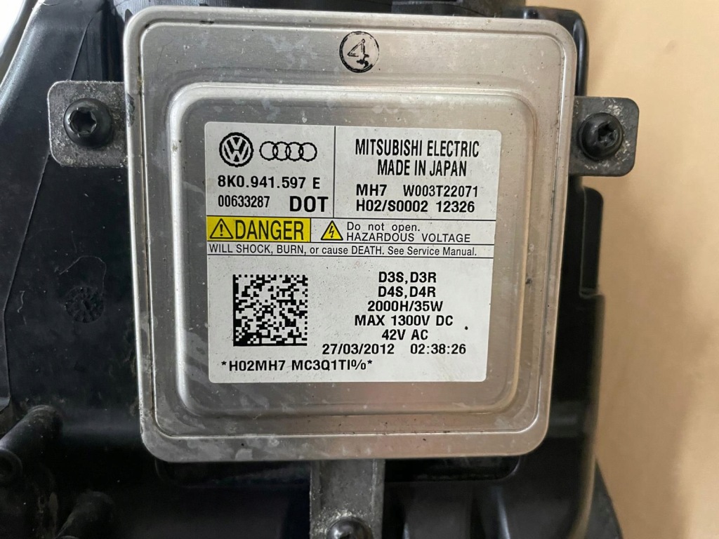 Audi a8 d4 фонари перед ксенон led левая правый  комплект 4h0941003ar 4h0941004ar Цена