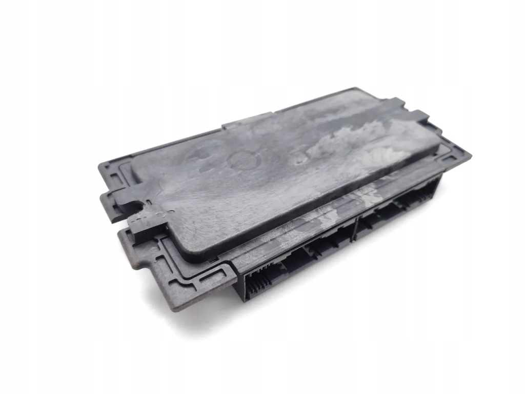 Bmw 1 series модуль керування світло ніша для ніг 2010 convertible 2/3dr 118i в Україні