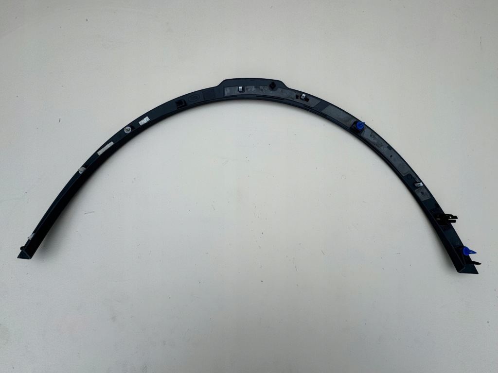 фото №11, Land rover discovery 5 v l462 молдинг крыла левый перед hy32-16a075