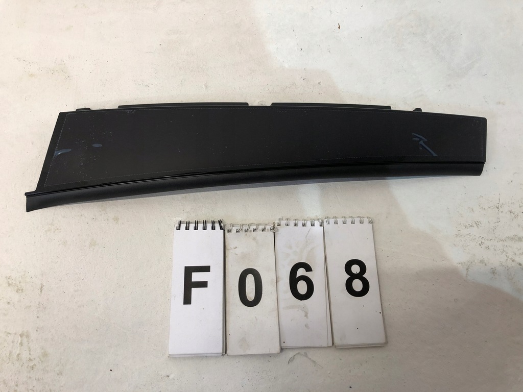 фото №1, Volvo xc60 молдинг двері права 18 -